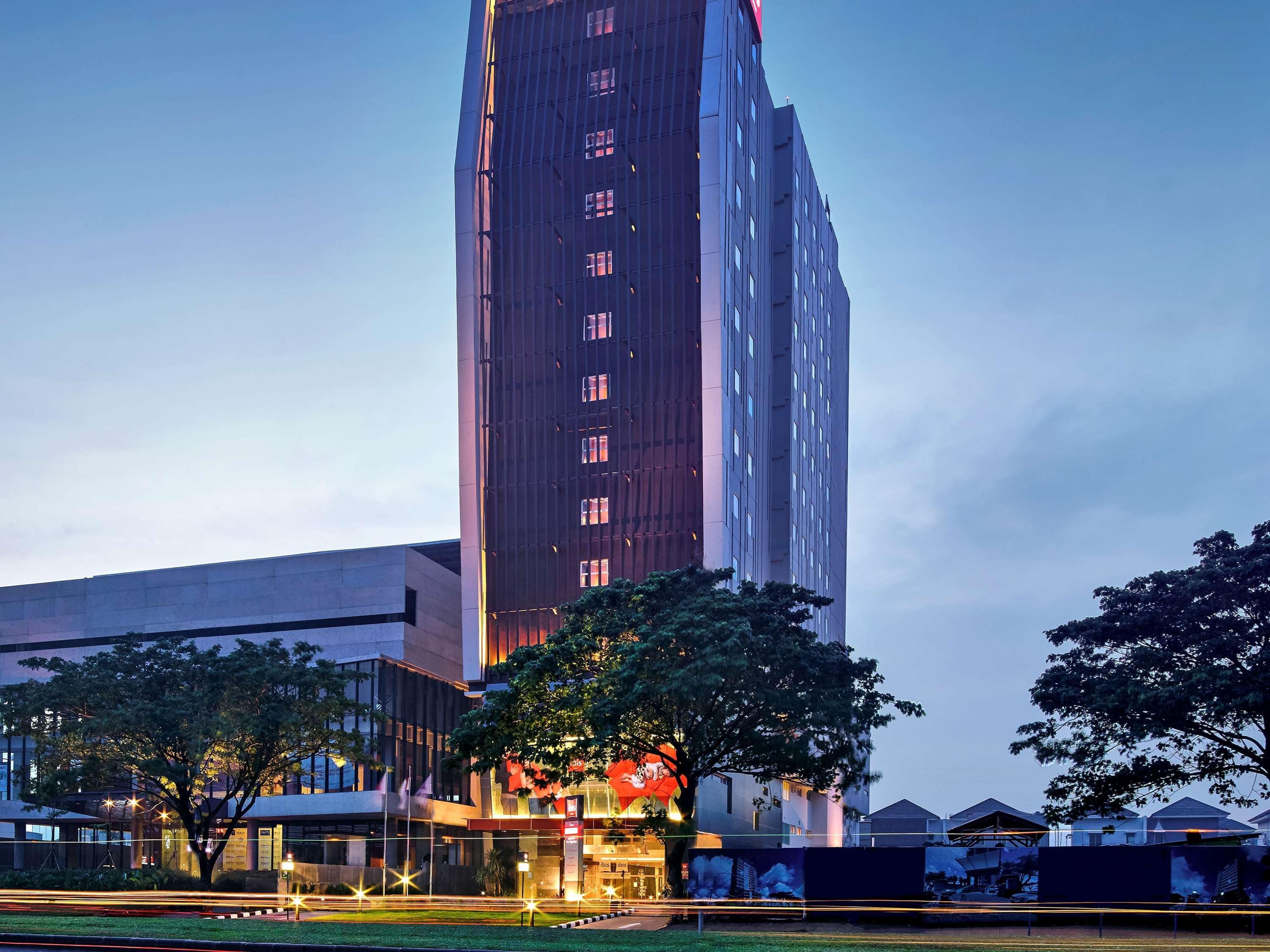 Ibis Gading Серпонґ Екстер'єр фото